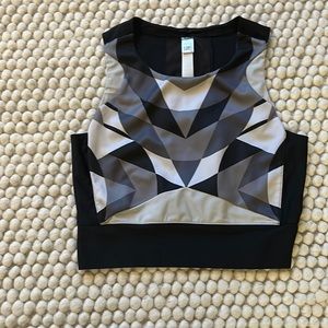 Adidas cropped workout tank size S